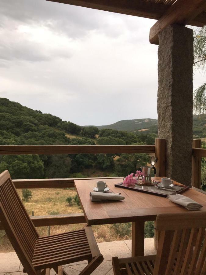 La Puntaccina Villa Aglientu Exteriör bild